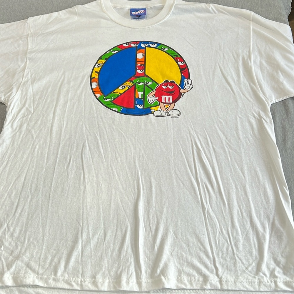 M&M vintage t shirt